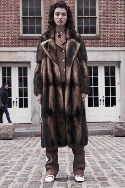 Look 35